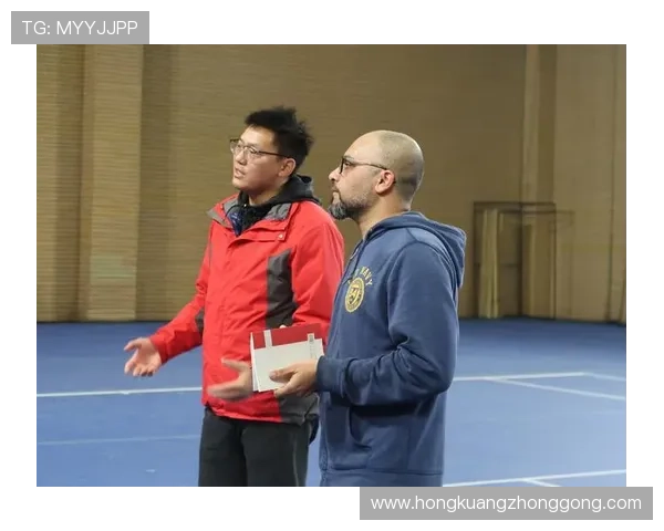 广州网球队与武汉网球队赛后复盘分析比赛经验与战术策略探讨 广州网球队与武汉网球队赛后复盘分析比赛经验与战术策略探讨